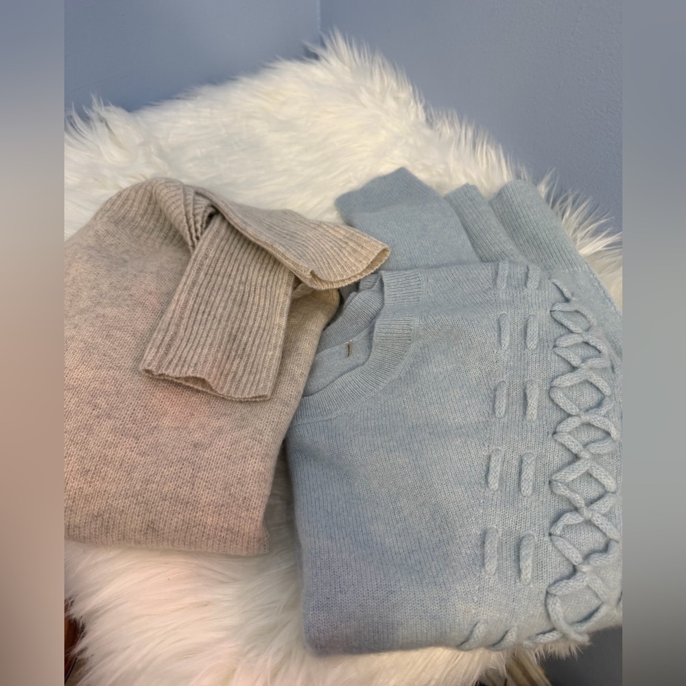 Two White + Warren Cashmere Sweaters (2 pieces) - Picture 10 of 12
